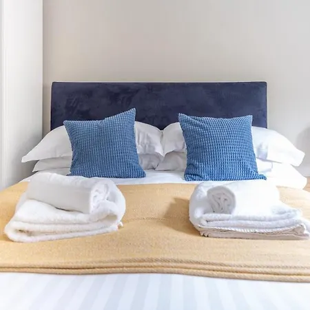 بيت للعطل Derwentwater Near Sawrey