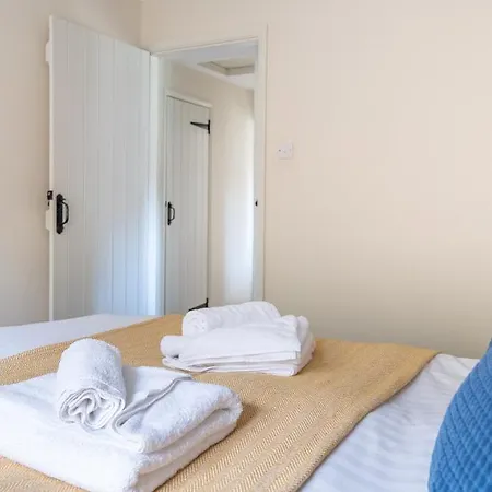 Derwentwater Near Sawrey